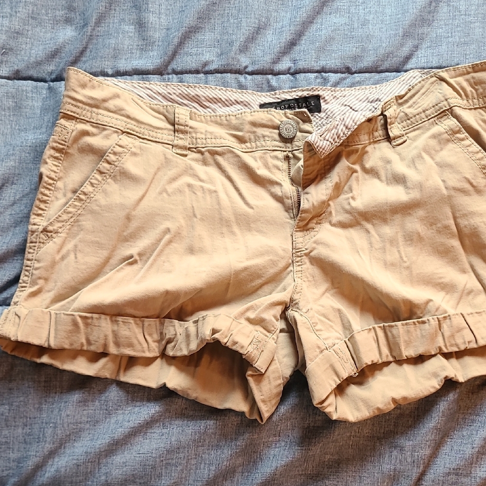Aeropostale Tan Women's Shorts